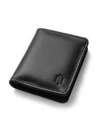 🖤 Premium Black Leather Wallet – Elegance in Your Pocket