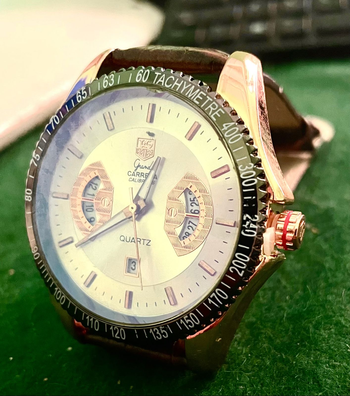 Premium Quartz Watch with Date Display