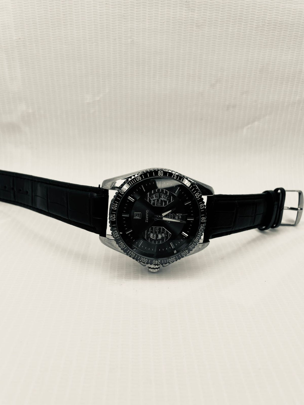 Premium Quartz Watch with Date Display